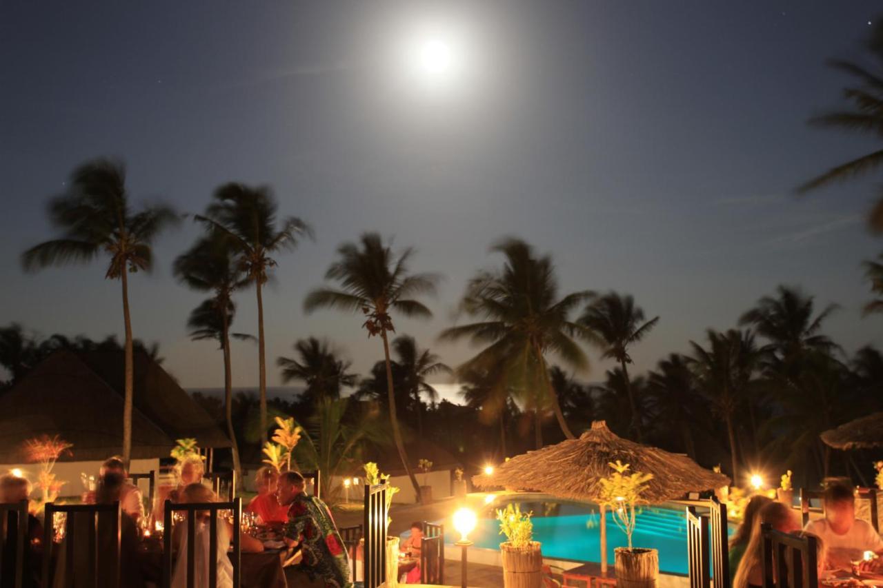 Blue Moon Beach Holiday Resort Іньямбане Екстер'єр фото